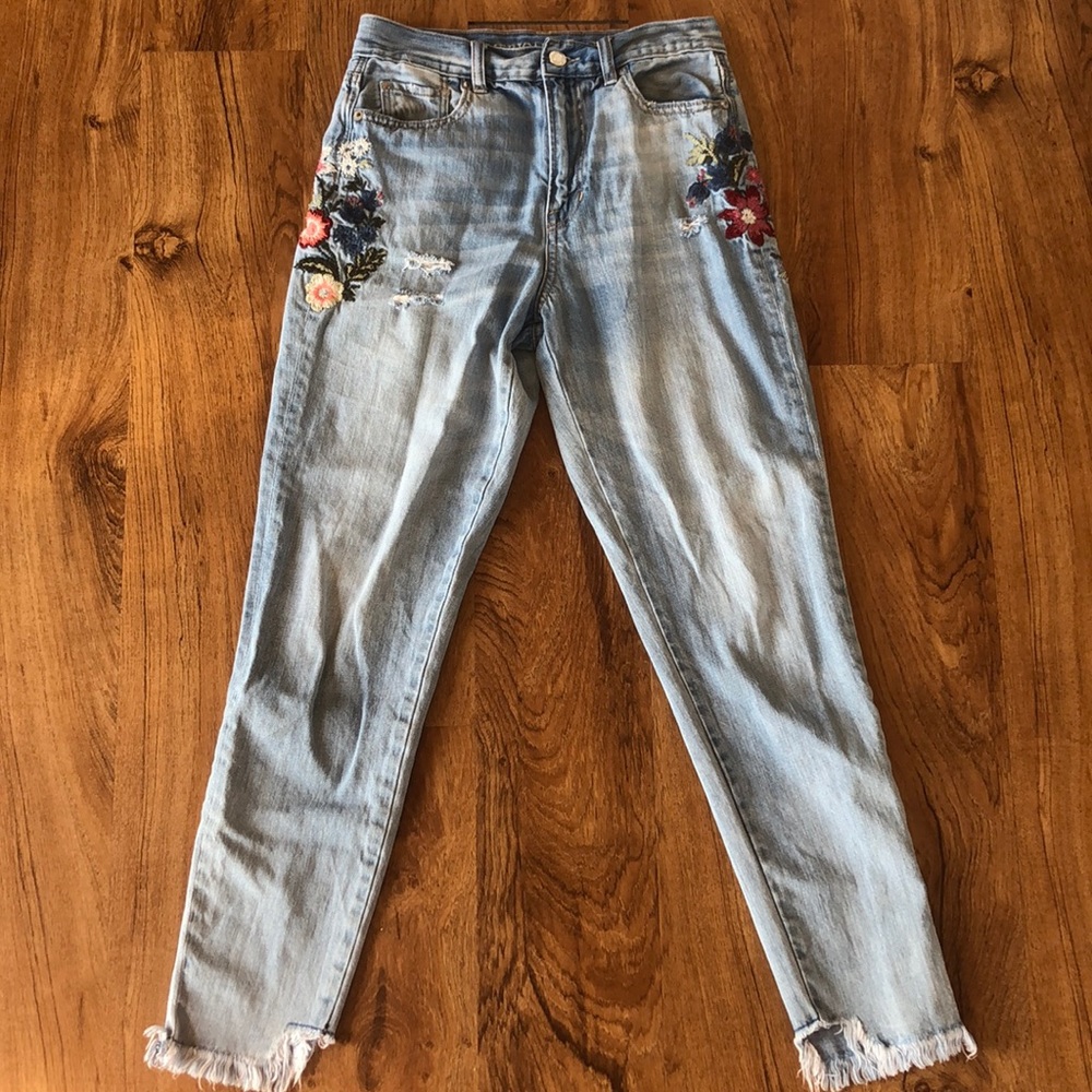 AEO Floral Embroidered Mom Jeans